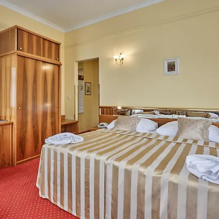 Sirius 4* Карловы Вары